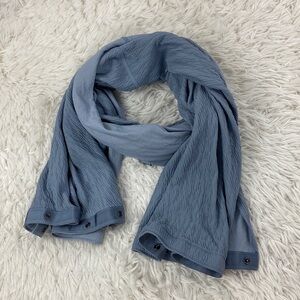 Lululemon Vinyasa Scarf *Crinkle Chambray